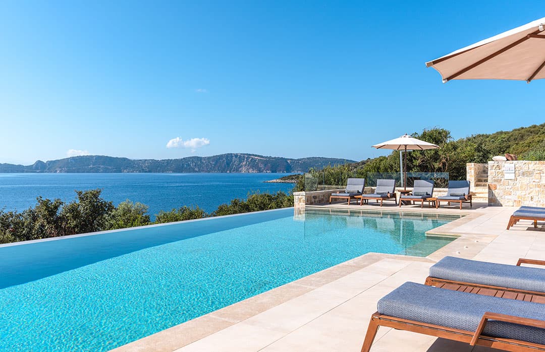 Stunning Seaside Escape with Waterfront Access