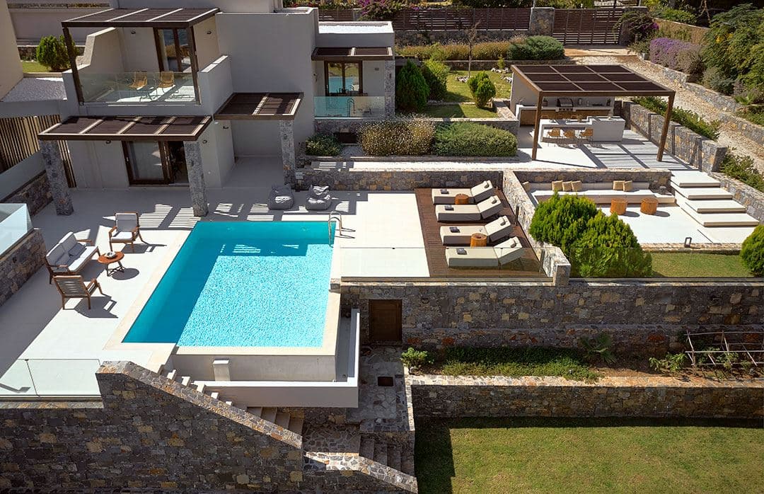 Contemporary Waterfront Villa with Heated Infinity
