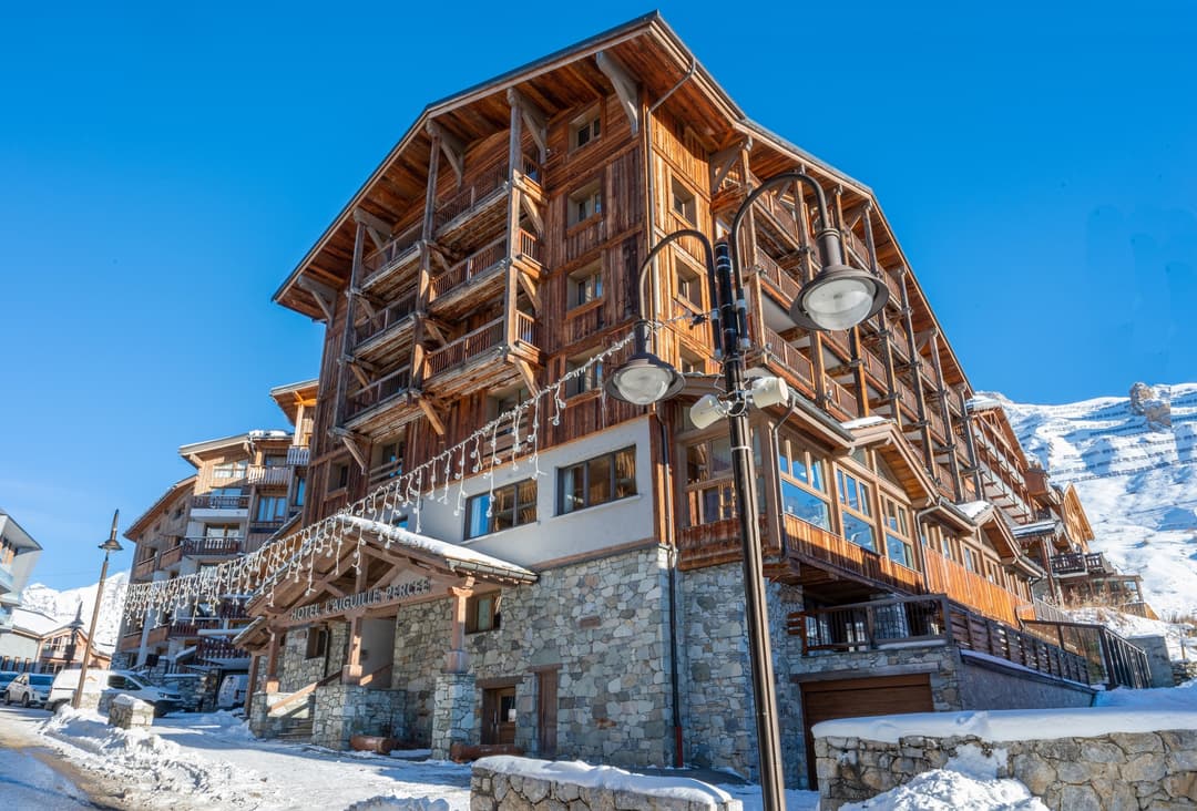 Tignes - High Altitude Skiing