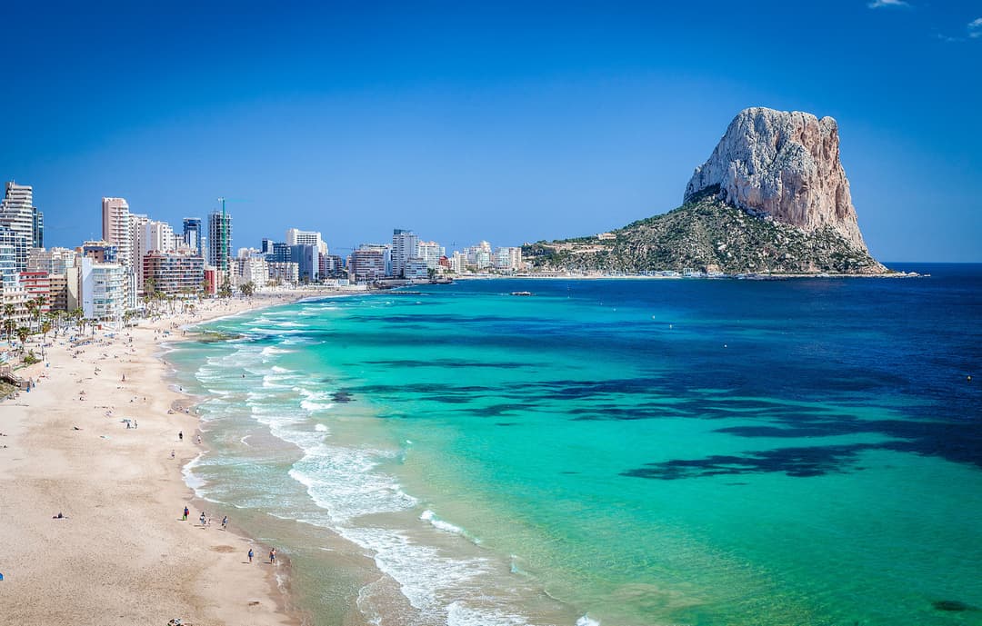 Cruise with Spanish culture...