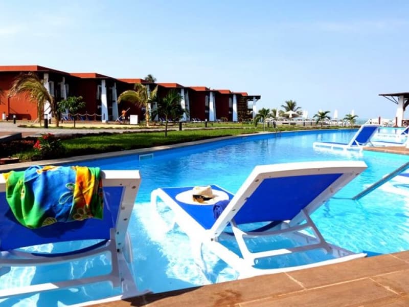 Beachfront 4* Swim-Up Hotel – 10th Oct 2026