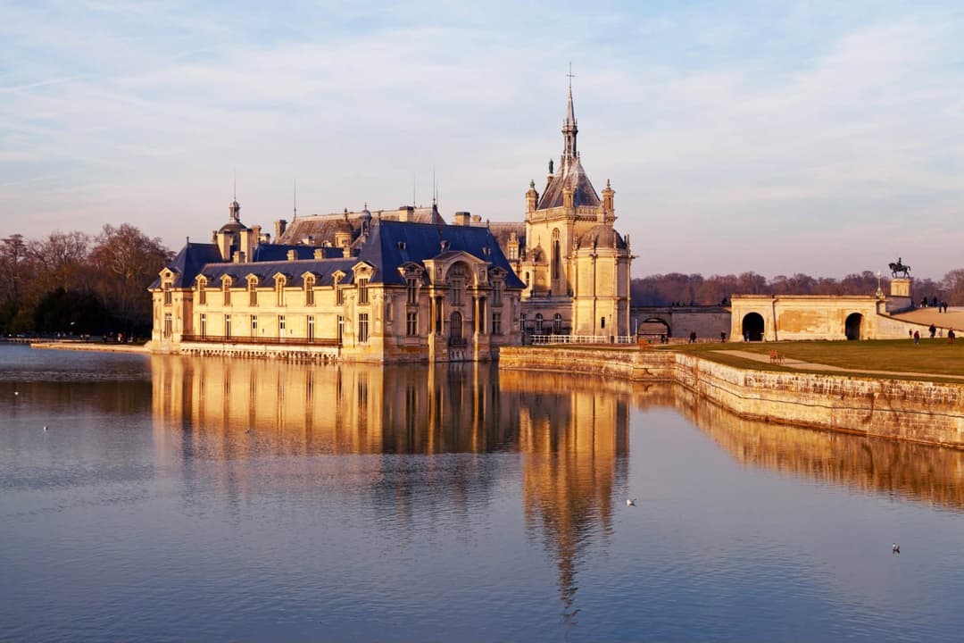 5-DAY MAGICAL PARIS & FESTIVE SEINE RIVER CRUISE