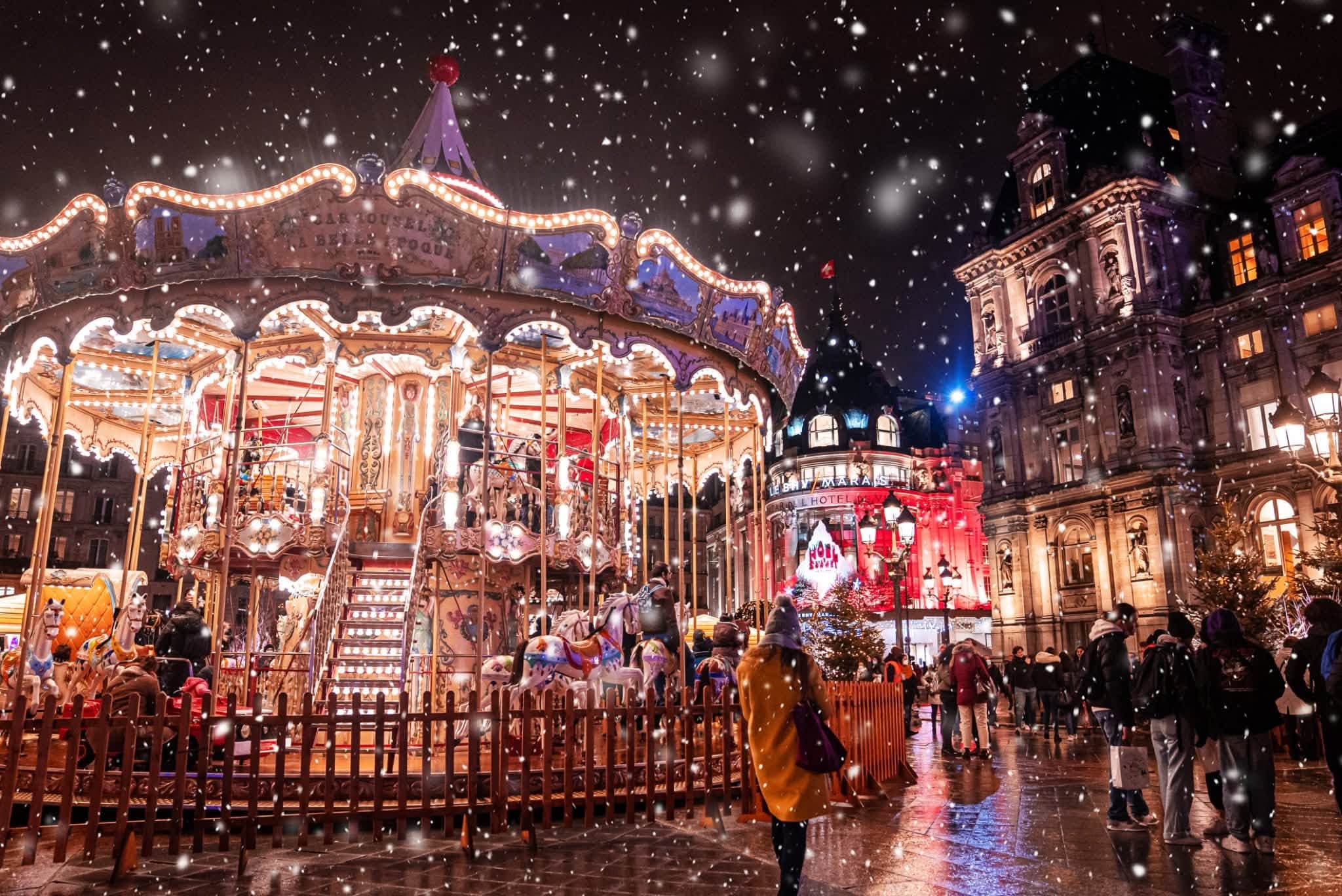 5-DAY MAGICAL PARIS & FESTIVE SEINE RIVER CRUISE