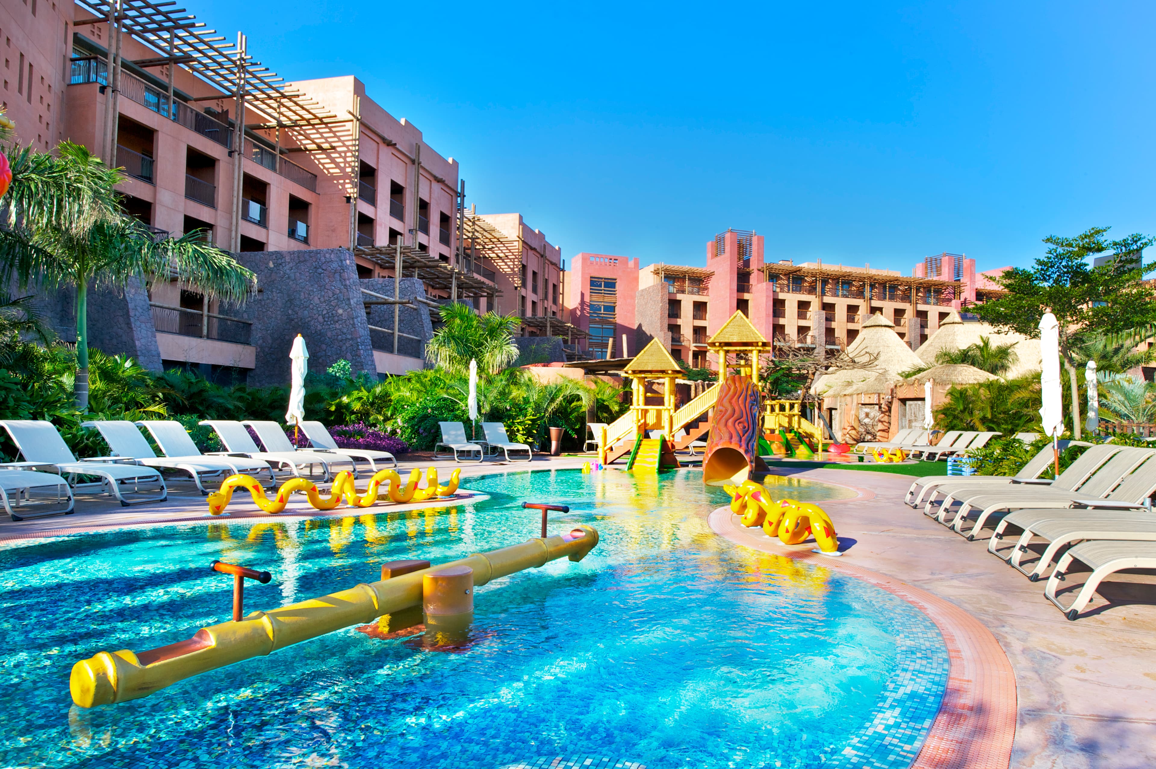 5* FAMILY FUN IN SUNNY GRAN CANARIA
